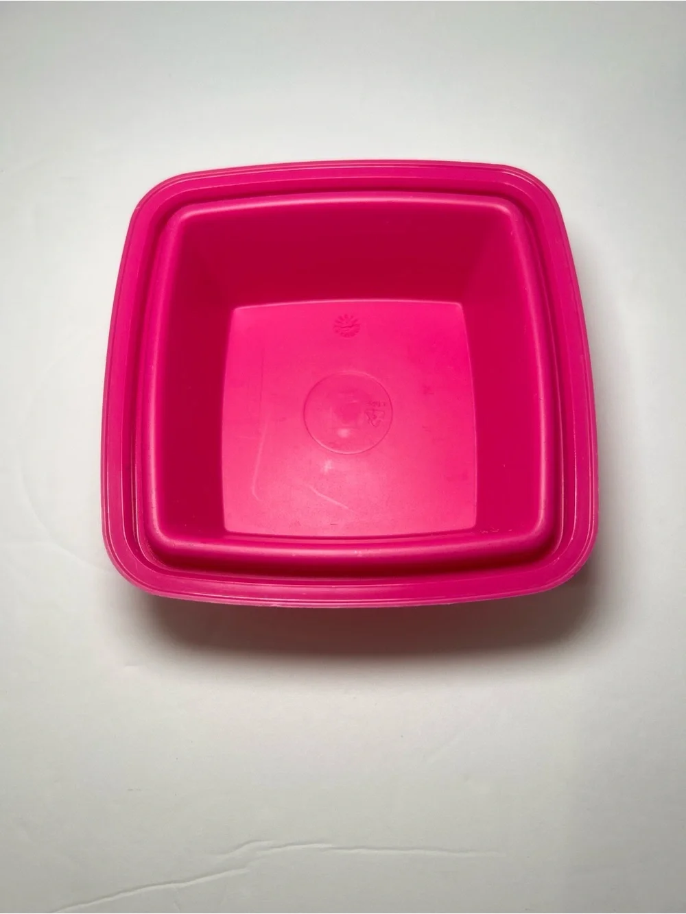 Tupperware Pick-A-Deli Square Pickle Container with Strainer Pink